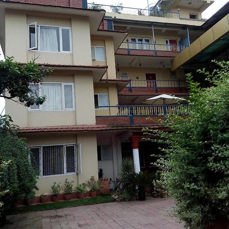 Amar Hotel Kathmandu Buitenkant foto